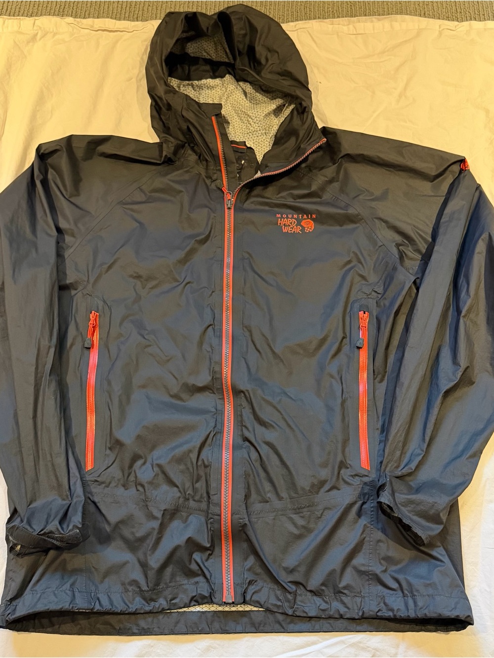 Men's Mountain Hardwear Black Lightweight Hooded Shell Jacket - Large - Picture 2 of 6